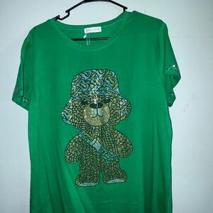 Green women T-Shirt with Bear Design